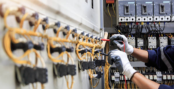 Professional Electrician technician working in North Salt Lake, UT